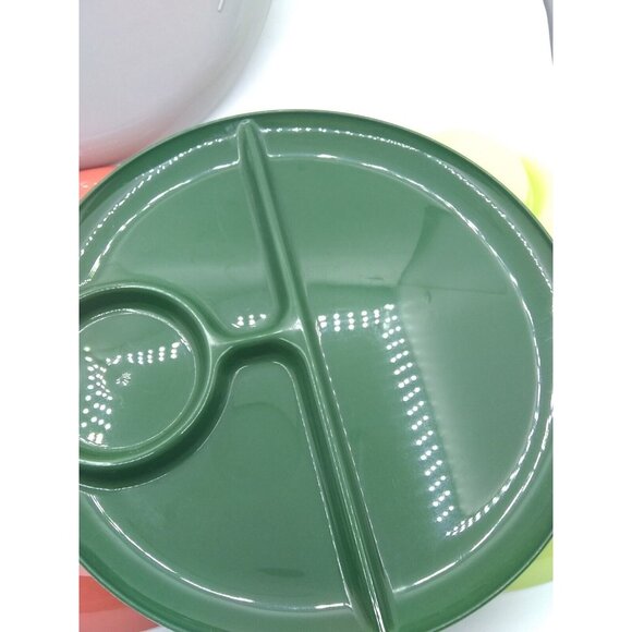 Vtg.Set USA 4 Avocado Lime Orange Gray Plastic Sectional Picnic Plates 9.5" READ - Picture 11 of 12